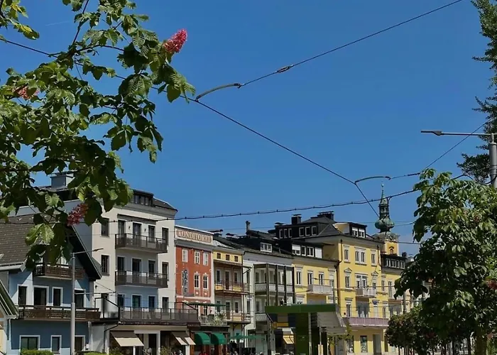 Mimis Lakeside - Newly Renovated Apartamento Gmunden