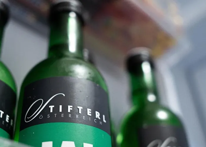 Mimis Lakeside - Newly Renovated شقة